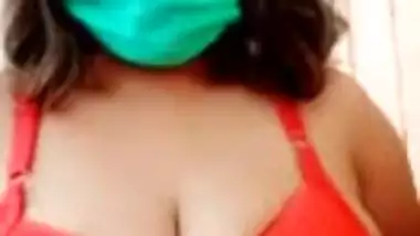 Beautiful Bigboob Sexy Paki Girl Haseena Showing Boobs