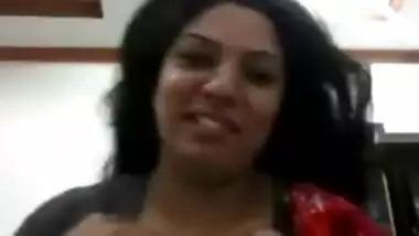 Desi cute face bhabi cam video