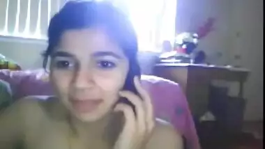 Desi Girl Live Show To Her Bf Through Video Call