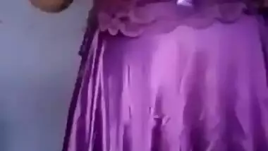 Desi cute bhabi sexy boobs