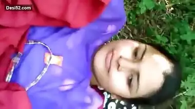 Bhabi Having Sex Outdoor