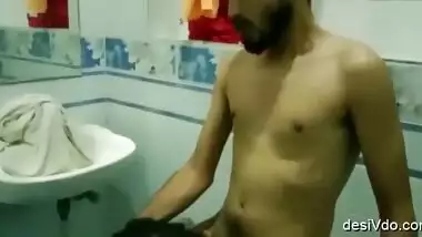 Desi hot teen boy and girl sex at hotel after collage