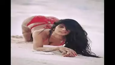 Poonam Pandey Unseen hot video