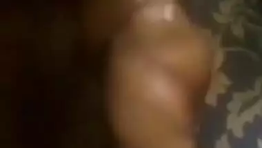 Horny Bhabhi Masturbating and Bathing