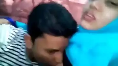 lucknow colg beauty faheema boobs sucked by bf