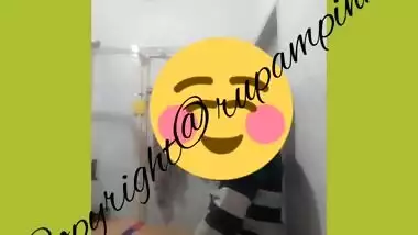 Indian slutty wife PINKI fucked in washroom.