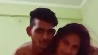 Young couple’s amateur sex MMS from a hotel room
