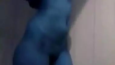 Chandigarh Kudi wid Super Hot n Sexy Figure Selfie