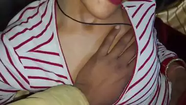 Newly married couple records her desi xxx MMS – Part 1
