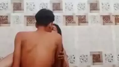 Desi Hot Couple Bathroom Fucking