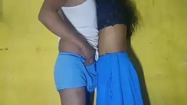 Devar Bhabhi - Pati Tha Bahar Mamta Mauka Pakar Apni Choot Devar Se Chudwai