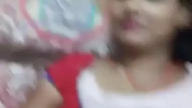 Gorakhpur ki khubshurat bhabhi apne purane yar ke sath