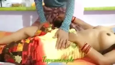 Pados Ki Bhabhi Ko Diya Apna Mota Lund