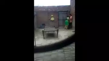 Desi village teen girl’s outdoor romance with cousin