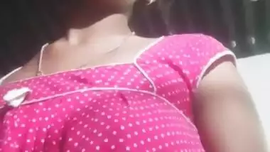 Beautiful and unsatisfied bhabhi