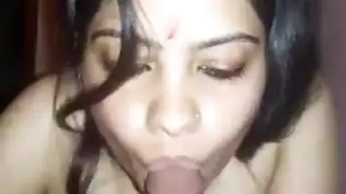 call girl sucking cock in Noida