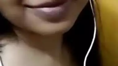 Shy Desi Girl Showing Big Boobs to Lover On Video Call