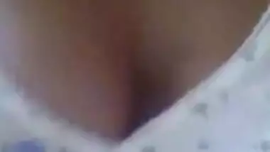 Pressing boobs of sexy kerala room service girl