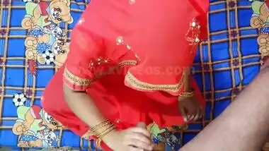 Pretty Bhabhi in XXX sari penetrated with hard Desi penis at home