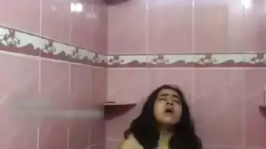 Bathroom naked viral video of cute desi girl sex