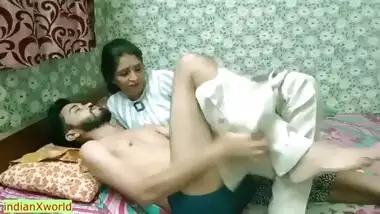 Indian young bachelor boy fucked house owner daughter !! hindi hot sex