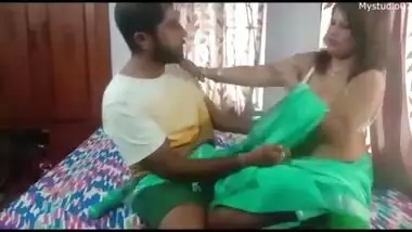 Indian sexy nokrani fucked by young boss.. viral with clear audio!!