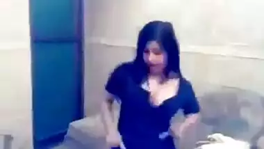 CBM University Karachi Girls - Movies. video2porn2