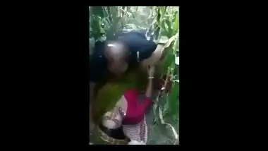 Myanmar village girl fucking outdoor