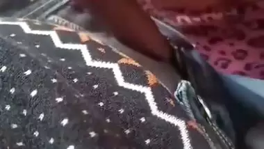 Devar sees ass and gets a blowjob in Bhabhi sex MMS