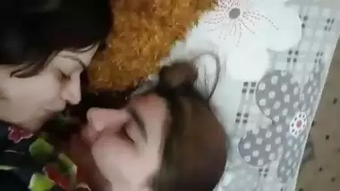 Very Beautiful Paki Sisters Having Fun sucking boobs kissing