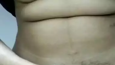 Desi cute bhabi show her big boobs-2