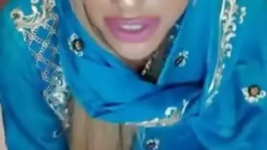 HOT PAKISTANI TIKTOK SLUT ORGASM