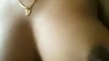 Tamil ponnu nude selfie