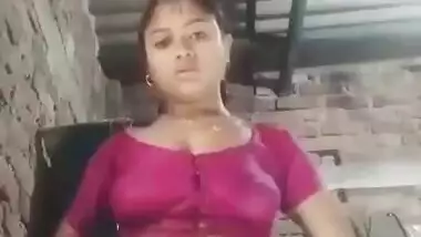 Village bhabhi striping sari and getting nude