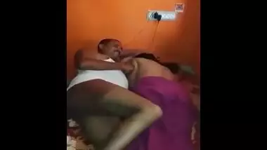 Mature Indian wife extramarital home sex affair on hidden cam