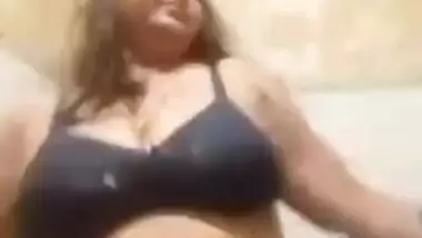 Ordinary video call gives Desi guy XXX opportunity to see sexy fatty's tits