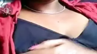 Local Tamil aunty sexy nude topless show on video call