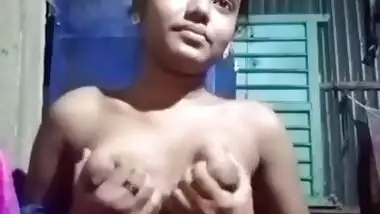 Cute Village Girl Showing For Bf