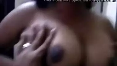Nudectelgu milf boobs show
