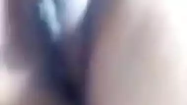 Fingering Clean Pussy Of Sexy Gujarati Chick