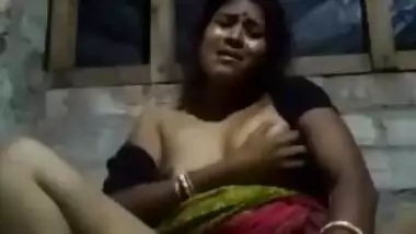 Today Exclusive- Horny Bhabhi Masturbating
