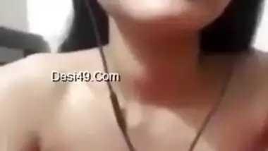 Cute girl doing sex chat and showing her beautiful tits