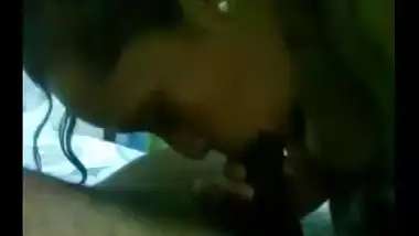 Mature Aunty From Indore Gives Blowjob To Husband