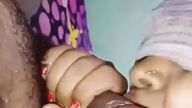 Today Exclusive- Horny Bhabhi Blowjob