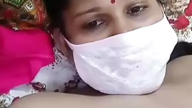 Milky big boob kushboo nude video call with customer