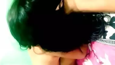 Desi Indian Bhabhi Romantic Mms With Clear Audio