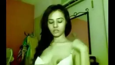 Pakistani teen college girl exposed and masturbation on cam