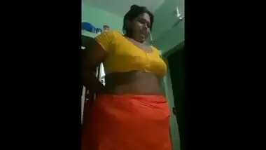 south indian mature bhabhi boobs