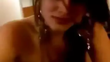 Cock Sucking Skills Of Sexy NRI Bhabhi