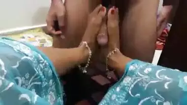 Blue saree Indian bhabhi fucked hard